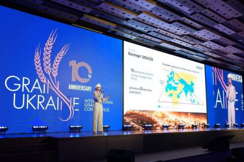 Вікторія Блажко під час виступу на конференції Grain Ukraine 2025