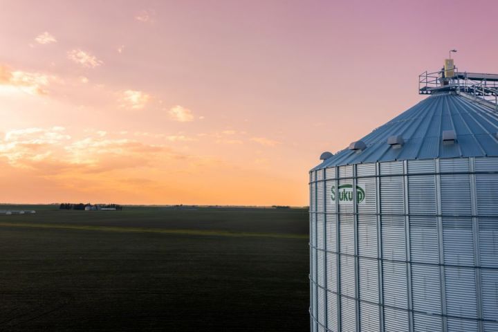 Вітрові кільця на металевих силосах: конструкція, розрахунок і реальна необхідність