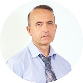 Олег Гапонюк