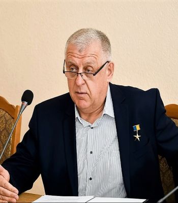 Петор Гадз