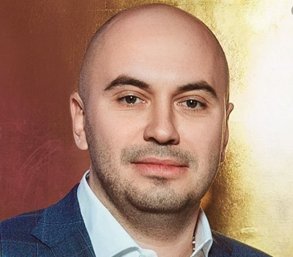 Астіон Василь — Elevatorist.com