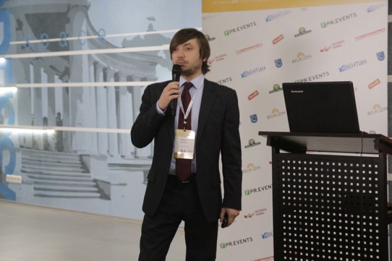Представитель «СОЖАМ Украина» Михаил Косюхно рассказывает о фумигации