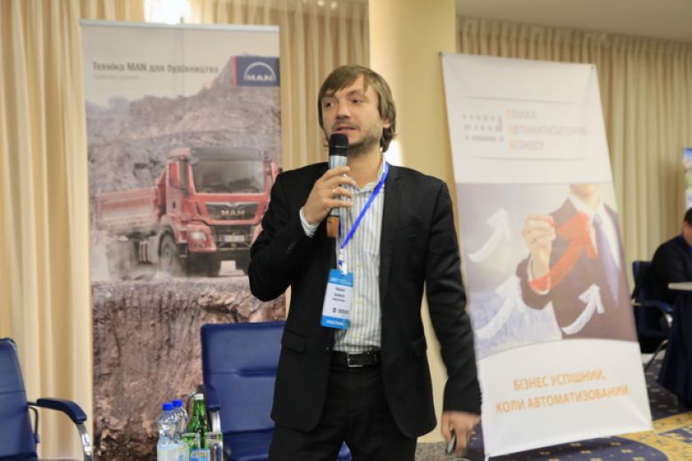Представитель «Сожам Украина» Михаил Косюхно говорит об обеззараживании зерна