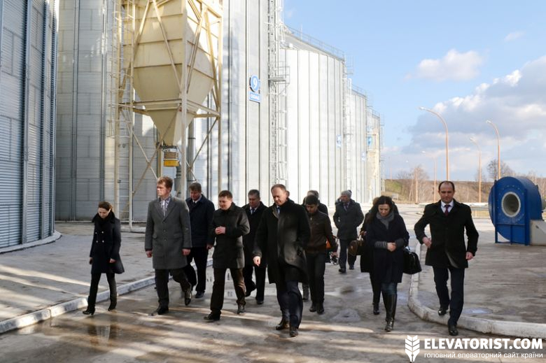 Министр Игорь Швайка посетил перегрузочный терминал филиала «Переяславский»