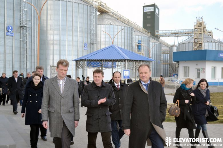 Министр Игорь Швайка посетил перегрузочный терминал филиала «Переяславский»
