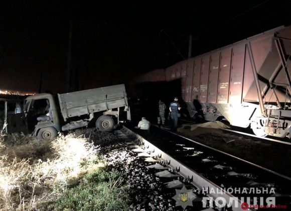 В Одесской области задержали преступников воровавших зерно из вагона