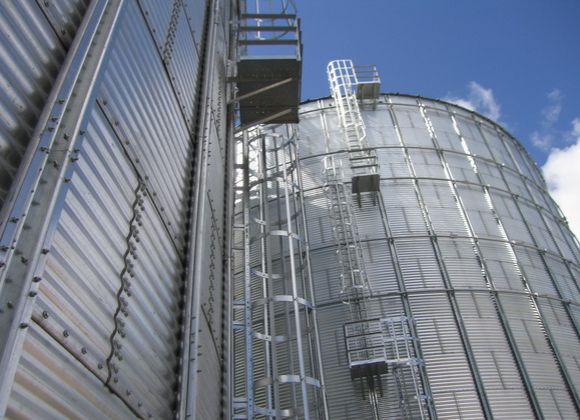 Силосы TWISTER (Канада) для хранения зерна, объем 7 тыс. 350 т
