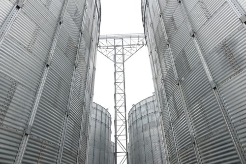 Элеваторщики назвали основные ошибки при проектировании зернохранилищ