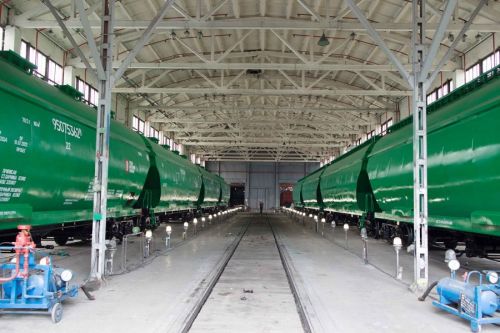 КВСЗ изготовит 120 вагонов-зерновозов для Первой логистической компании
