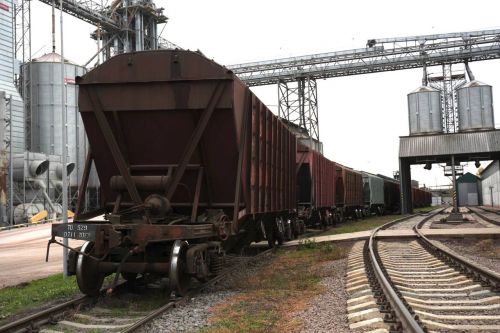 Передача зернових вантажів та шротів через західні прикордонні переходи