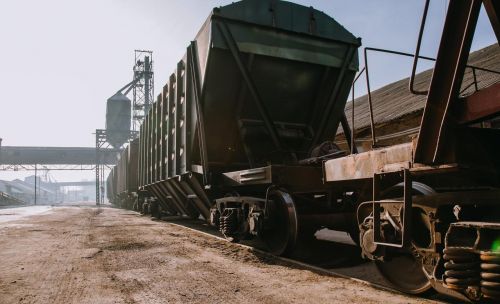АТ «Укрзалізниця» планує на 27% підвищити тарифи на вантажні перевезення