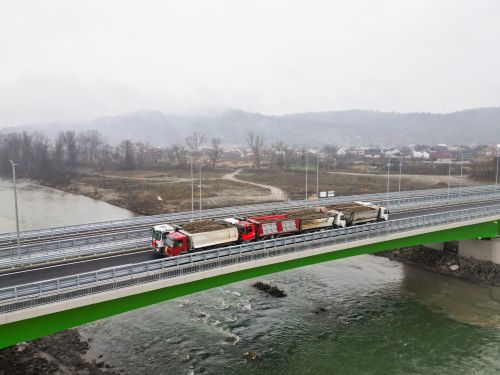 Міст через Тису біля нового україно-румунського пункту пропуску «Біла Церква–Сігету-Мармацієй» на Закарпатті