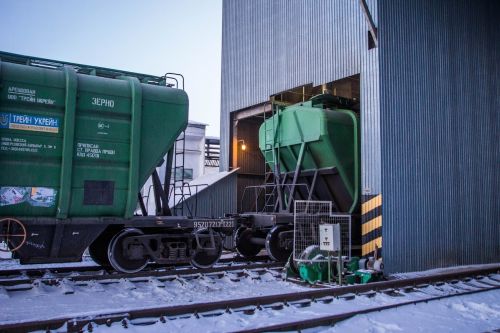 Передача зернових вантажів через залізничні прикордонні переходи України