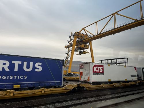 Обсяги перевезень зернових вантажів у контейнерах