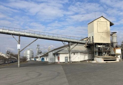 «Каролінський елеватор Суффле» у селі Кароліна, Вінницької області біля залізничної станції Кароліна Південно-Західної залізниці