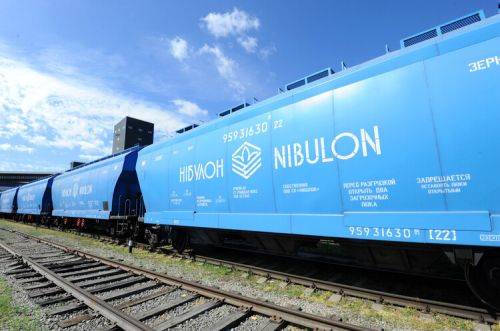 Вагон компанії «НІБУЛОН» для перевезення зерна 