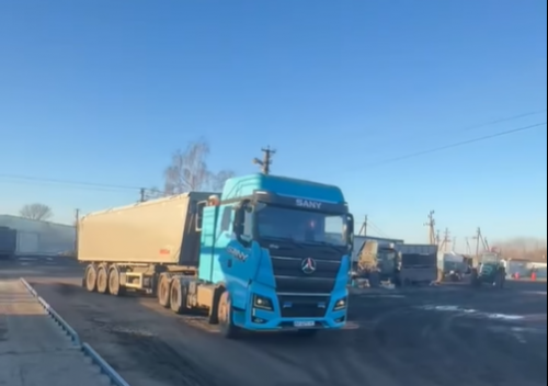 В Україні вперше відправили рейс електричних вантажівок з зерном до портів Одеси