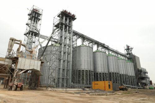 Територія елеватора у Козятинській міській громаді на Вінниччині