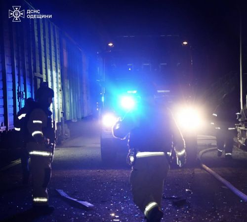 Атака росії по одному з портів Великої Одеси