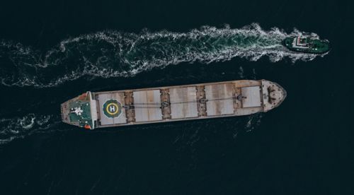 Судно із зерном в Чорному морі