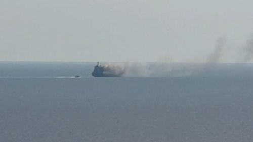 Судно в Чорному морі біля узбережжя Румунії