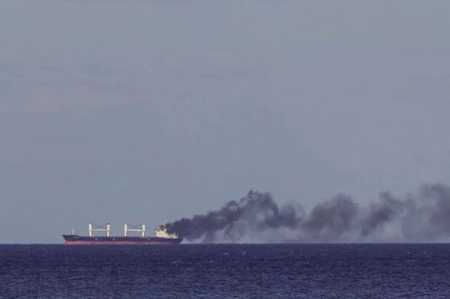 Пожежа на вантажному судні в чорному морі внаслідок російської атаки