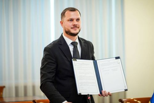 Міністр розвитку громад та територій, інфраструктури і транспорту України Микола Калашник