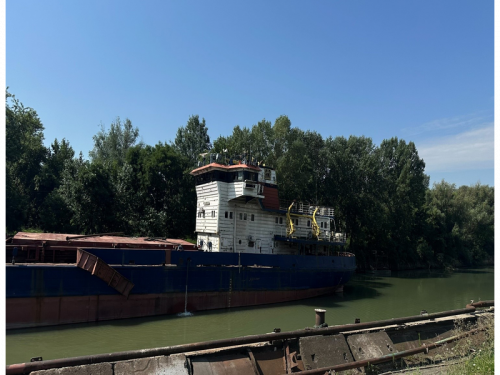 Ареширване АРМА судно в порту Ізмаїл