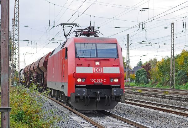 Deutsche Bahn Ice 695