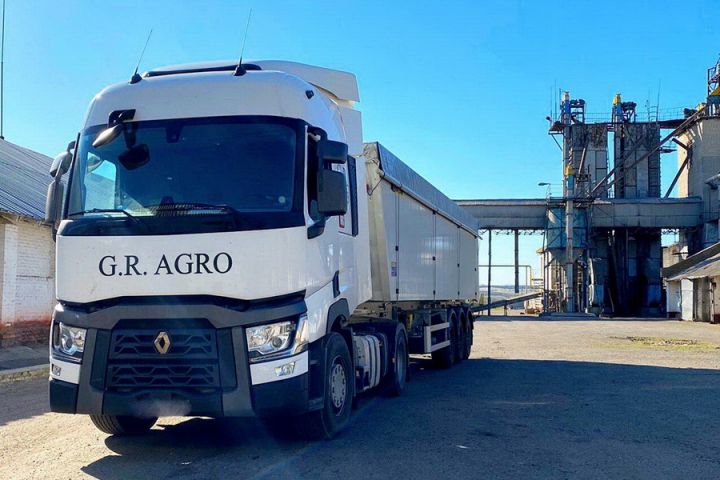 Новые зерновозы G.R. Agro перевезли первые 30 тысяч тонн зерна