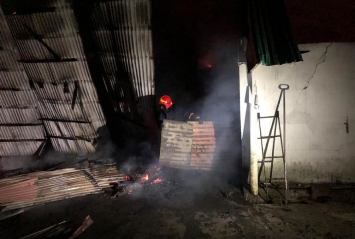 В Ивано-Франковской области пожар на складе уничтожил 300 т масличных