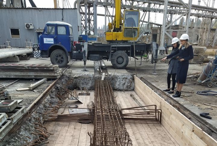 В порту Черноморск отремонтировали подкрановые пути для судопогрузочной машины