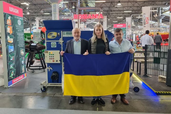 Українські виробники елеваторного обладнання на виставці ЕІМА в Італії