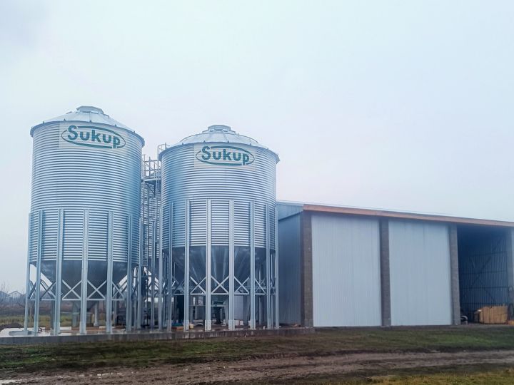 Хоперні силоси Sukup на птахівничому господарстві у Закарпатській області