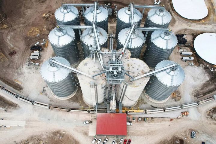 Новий маршрутний зерновий термінал у місті Міллертон (штат Айова, США) компанії Heartland Co-Op 