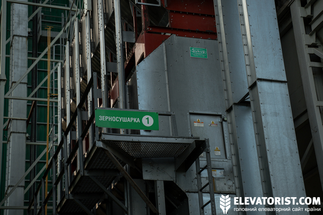 Зерносушарка на Красилівському елеваторі Вітагро