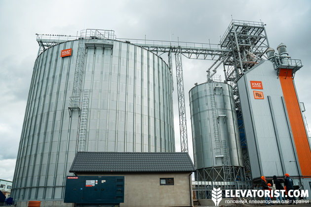 Власний елеватор дозволяє фермерам зменшувати витрати на зберігання зерна