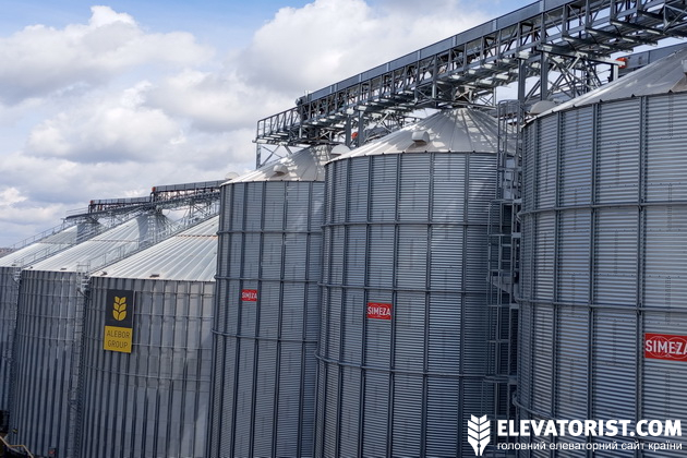 Силоси Вадул-Сіретського терміналу одночасно можуть вмістити 70,2 тис. тонн зерна