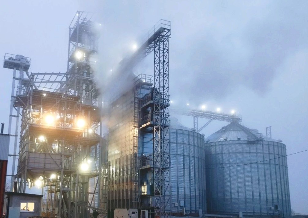 Зерносушарка змішаного типу Sukup Mixed-Flow від компанії &laquo;Зерновий Дім&raquo;