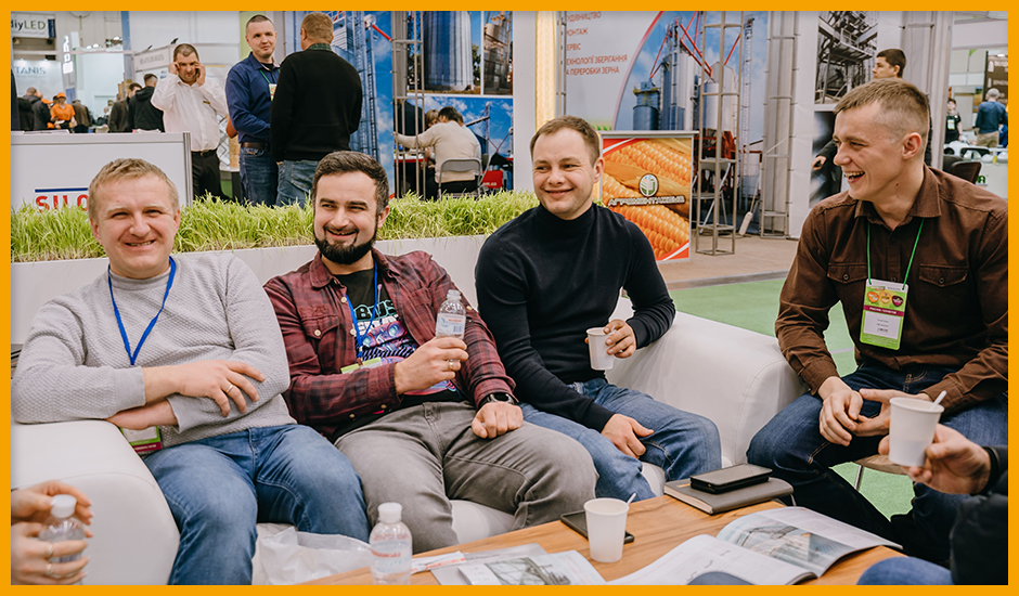  делегация «Континентал» на стенде KMZ Industries